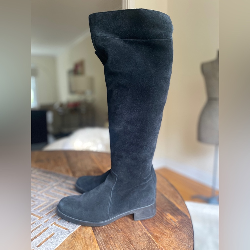 La CANADIENNE Black Suede Over-the-Knee Boots - Picture 2 of 4